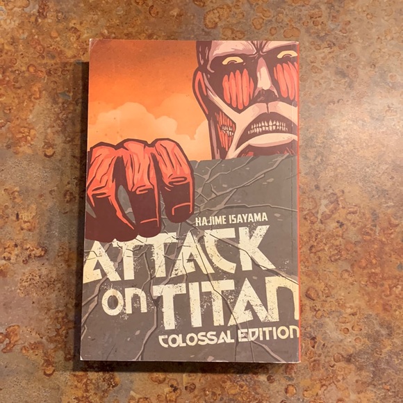 Attack on Titan Colossal Editions 1-4 by Hajime Isayama. - Picture 2 of 6